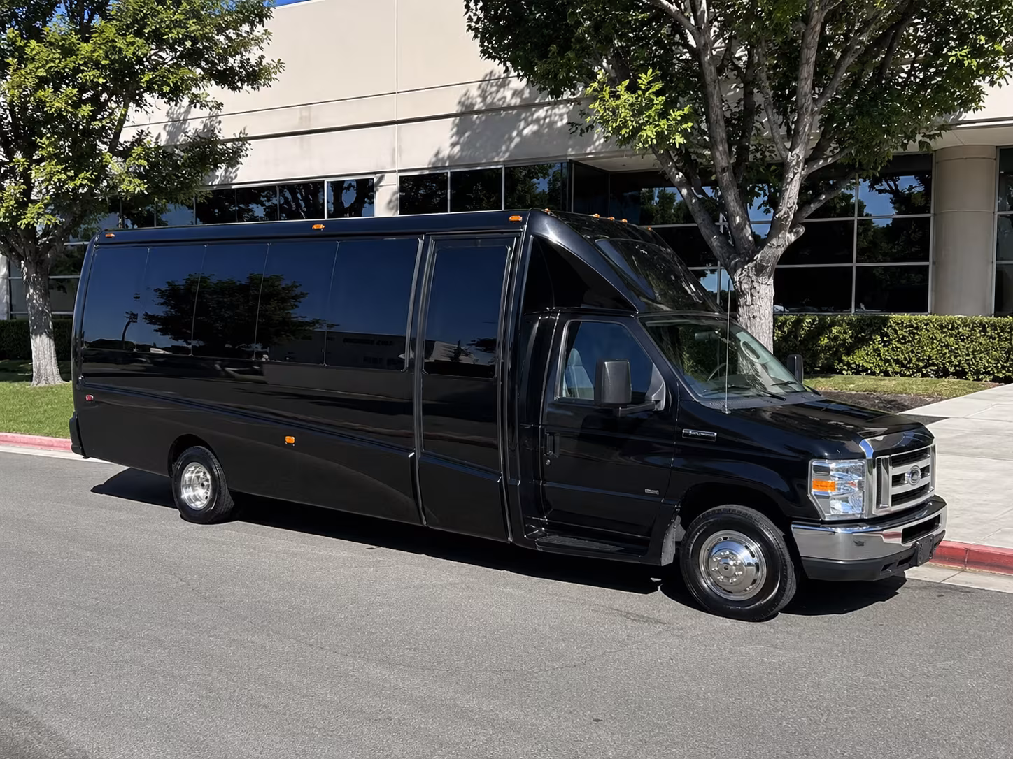 shuttle to phoenix sky harbor international airport