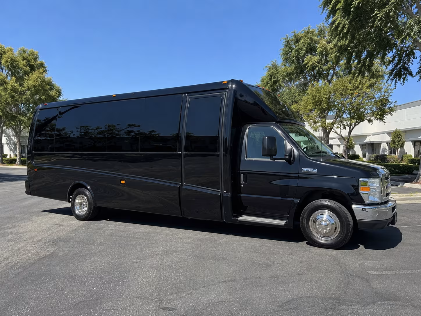 surprise corporate retreat shuttle bus rentals